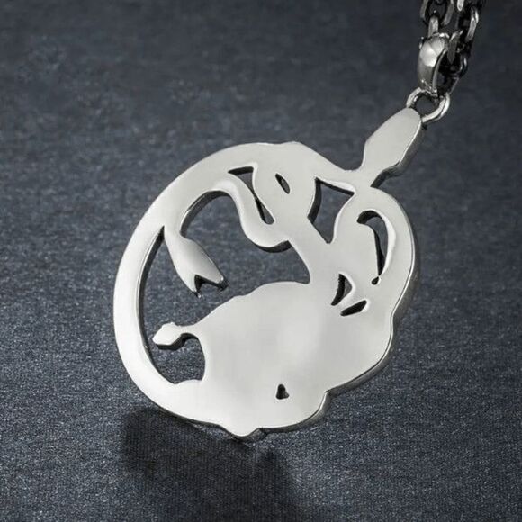 Ancient Greek Mythology Medusa Unisex Snake Pendant Necklace - Picture 5 of 7